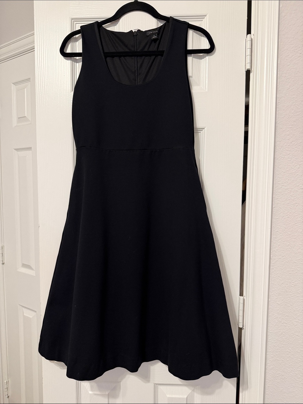 Ann Taylor Black Sleeveless Fit-and-Flare Dress